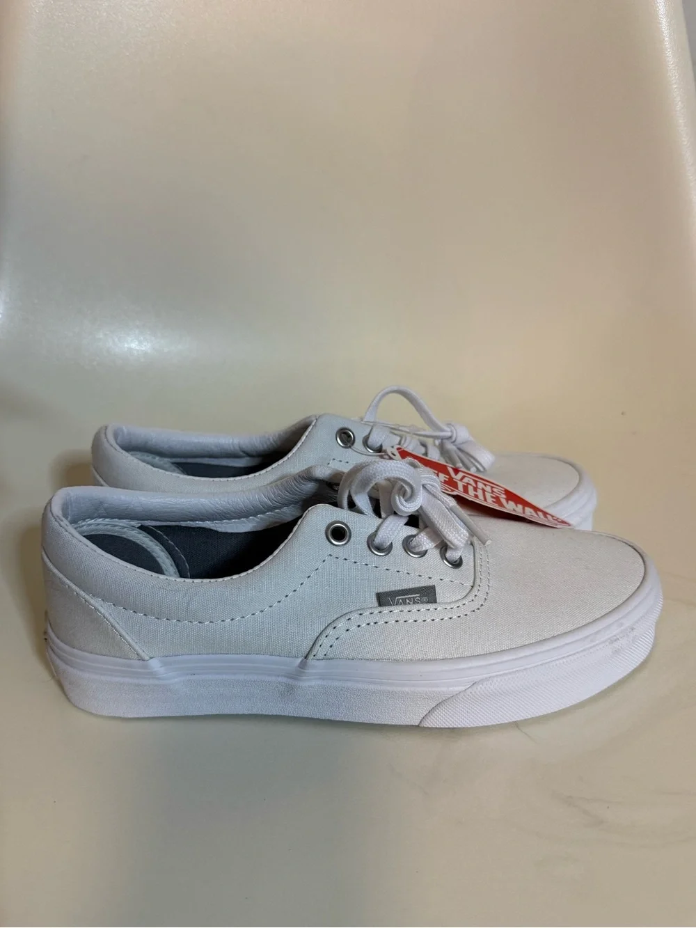 Vans Authentic White Low-Top Canvas Sneakers - women’s size 5.5 NEW NWT - Picture 2 of 7